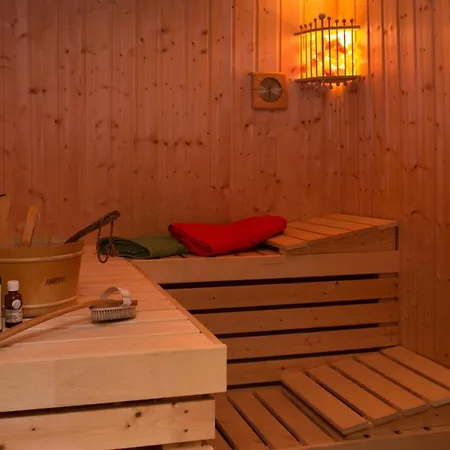 Stein Mit Sauna דירה